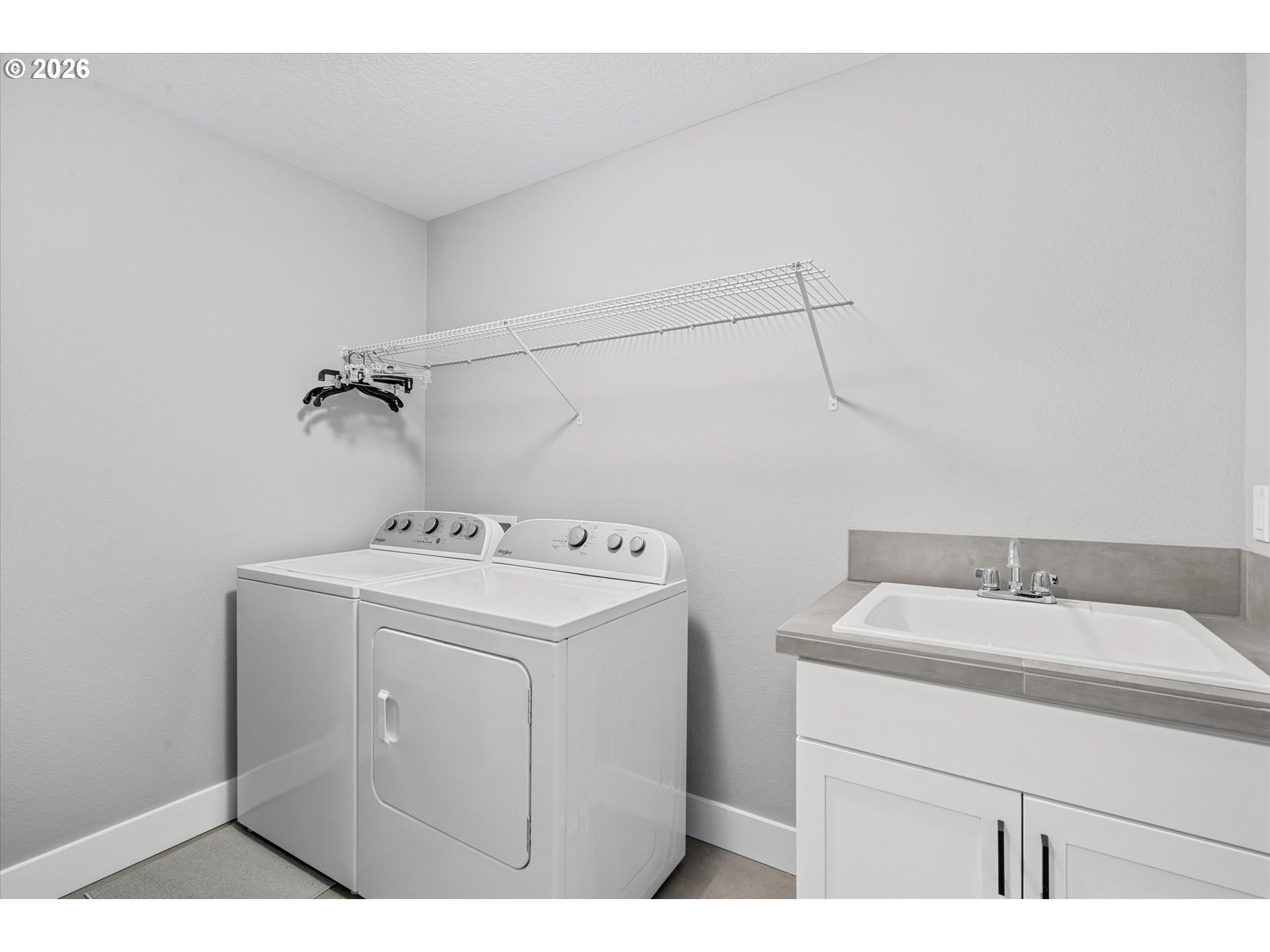 723 Southwest 49th Street Gresham, OR 97080 - Photo 34 of 48 a utility room with dryer and washer