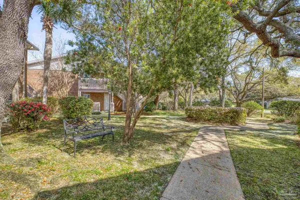 $299,900 | 1200 Shoreline Drive, Unit 312, Gulf Breeze, FL 32561