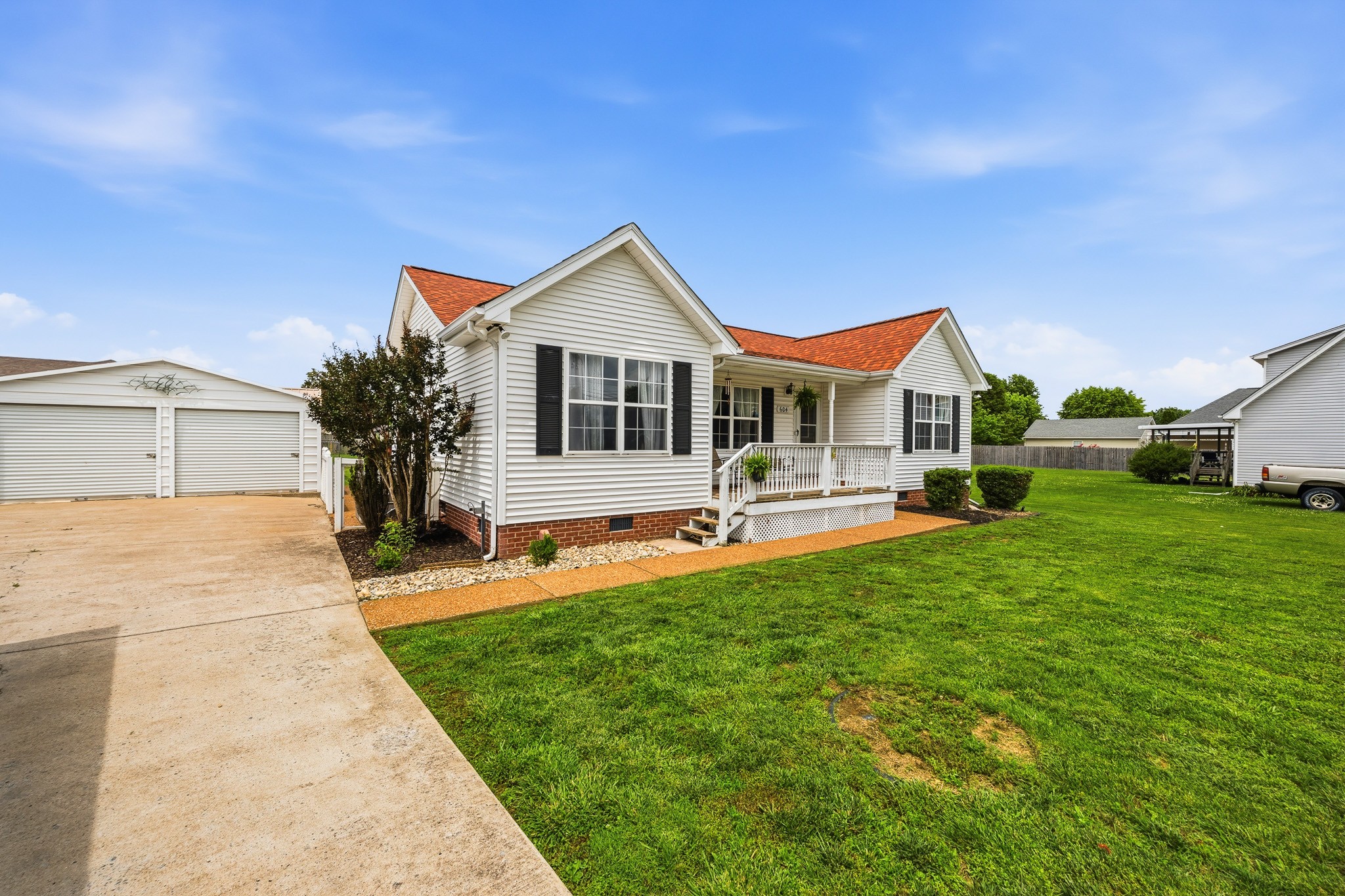 604 Portland Boulevard Portland, TN 37148 - Photo 3 of 35
