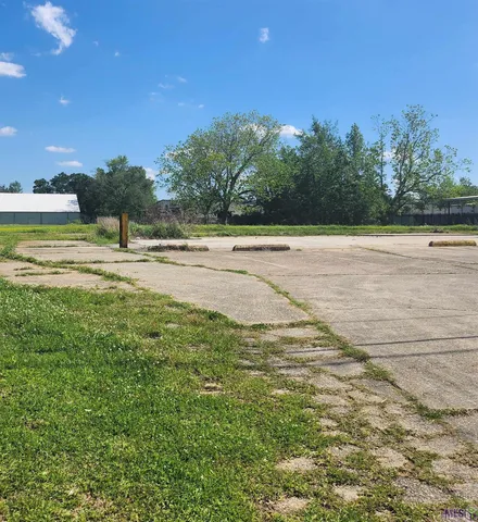 $119,900 | 10554 Greenwell Springs Road, Baton Rouge, LA 70814