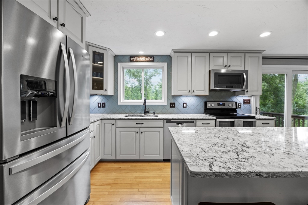 2 Bettys Neck Road Lakeville, MA 02347 - Photo 4 of 42 Gallery Image 4