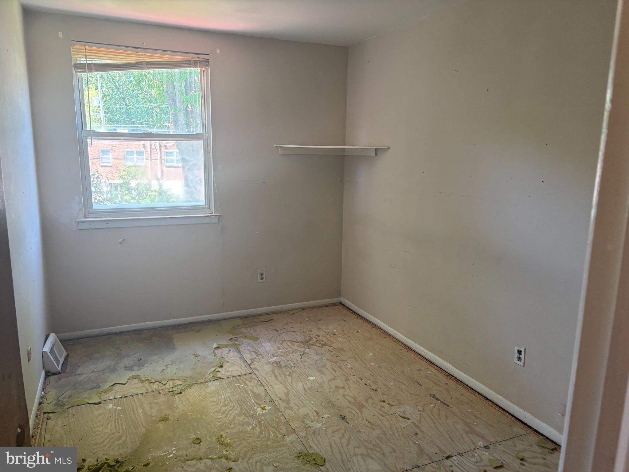 3236 Comly Road Philadelphia, PA 19154 - Photo 8 of 19 Bright, blank canvas for creativity.