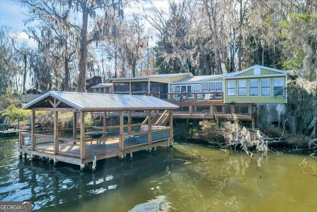 a view of a lake with houses