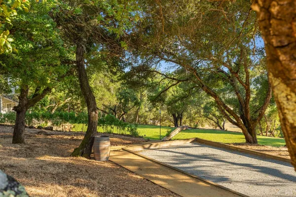 $3,975,000 | 14347 Highway 12, Glen Ellen, CA 95442