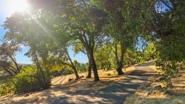$3,975,000 | 14347 Highway 12, Glen Ellen, CA 95442