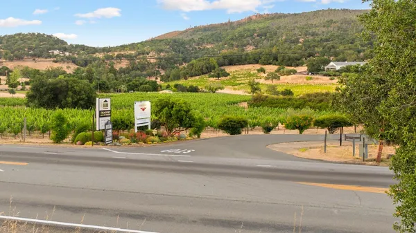 $3,975,000 | 14347 Highway 12, Glen Ellen, CA 95442