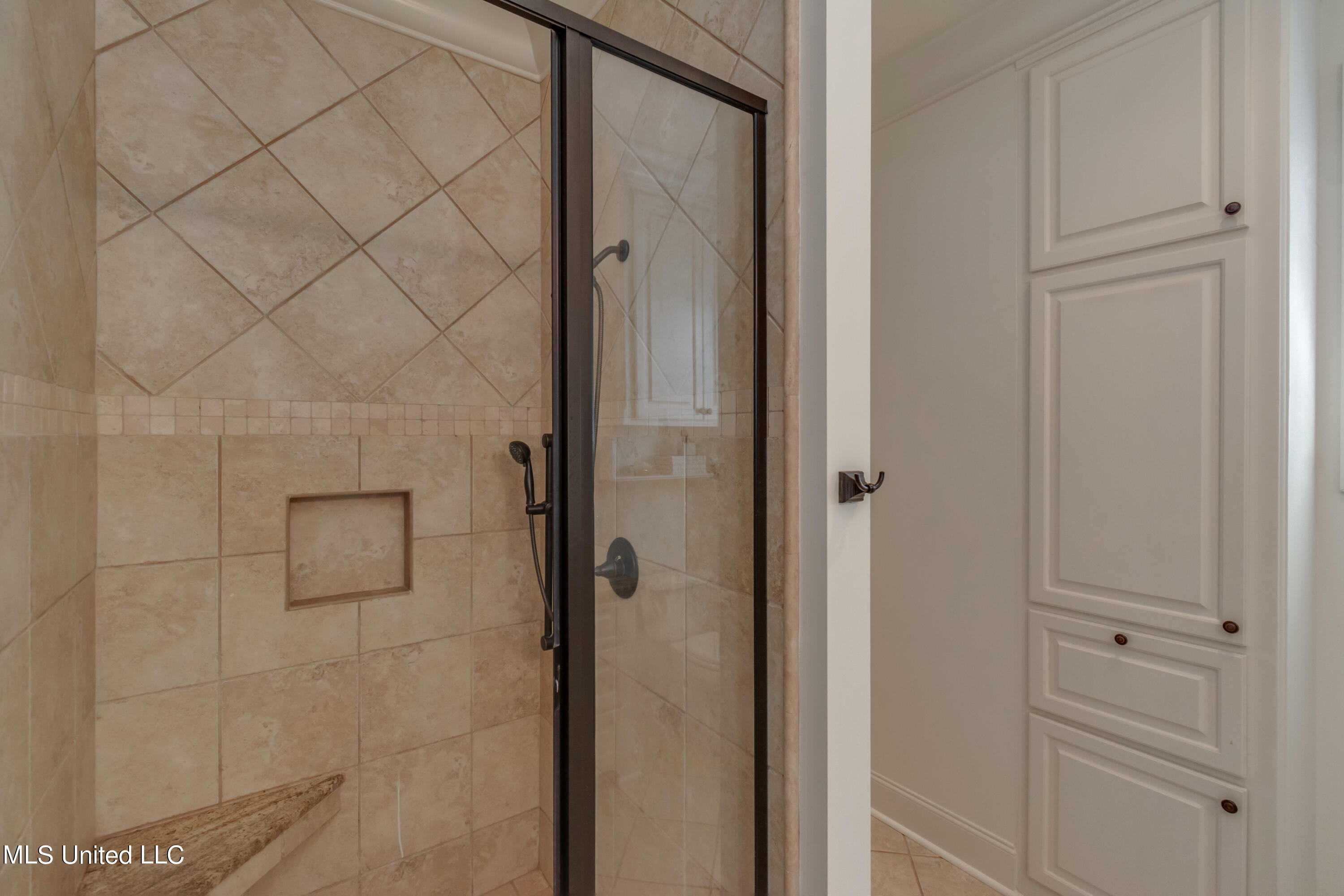 128 North Maple Street, Unit B Ridgeland, MS 39157 - Photo 17 of 26 128 N Maple St Suite B-44
