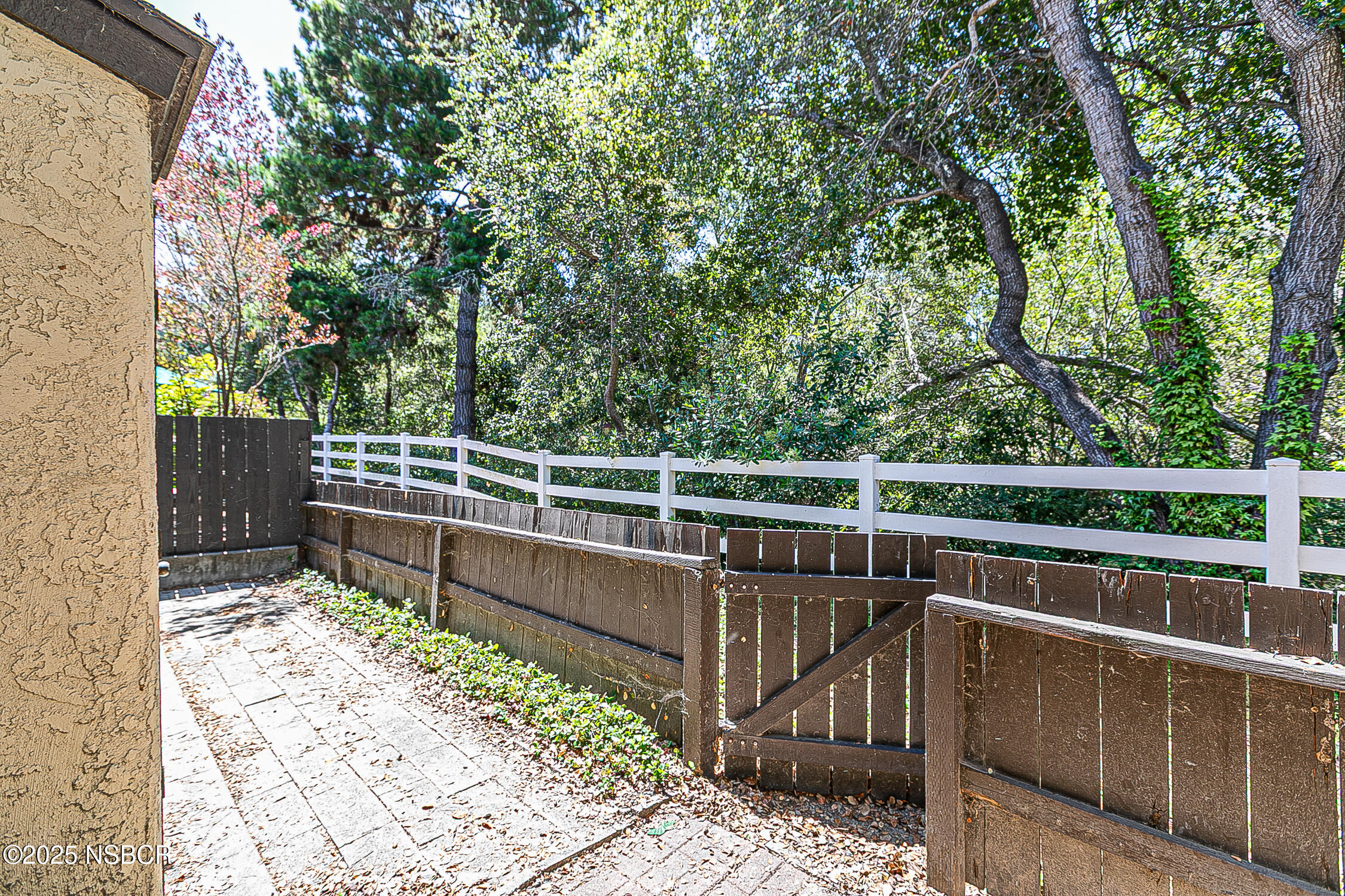 1057 Meadow Way Arroyo Grande, CA 93420 - Photo 31 of 43 1057MeadowWyAG_32