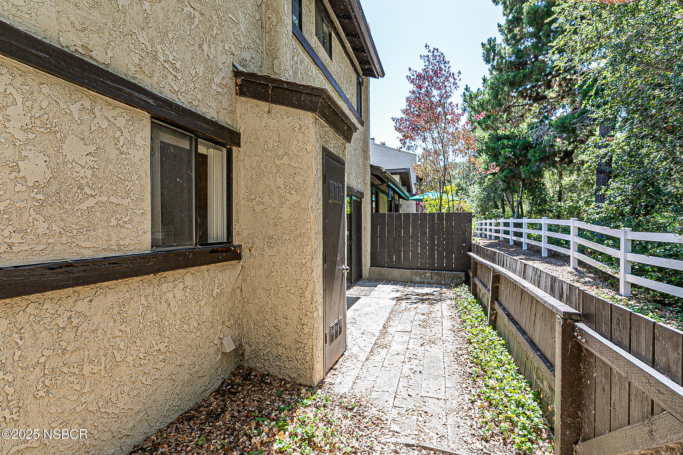 1057 Meadow Way Arroyo Grande, CA 93420 - Photo 32 of 43 1057MeadowWyAG_33