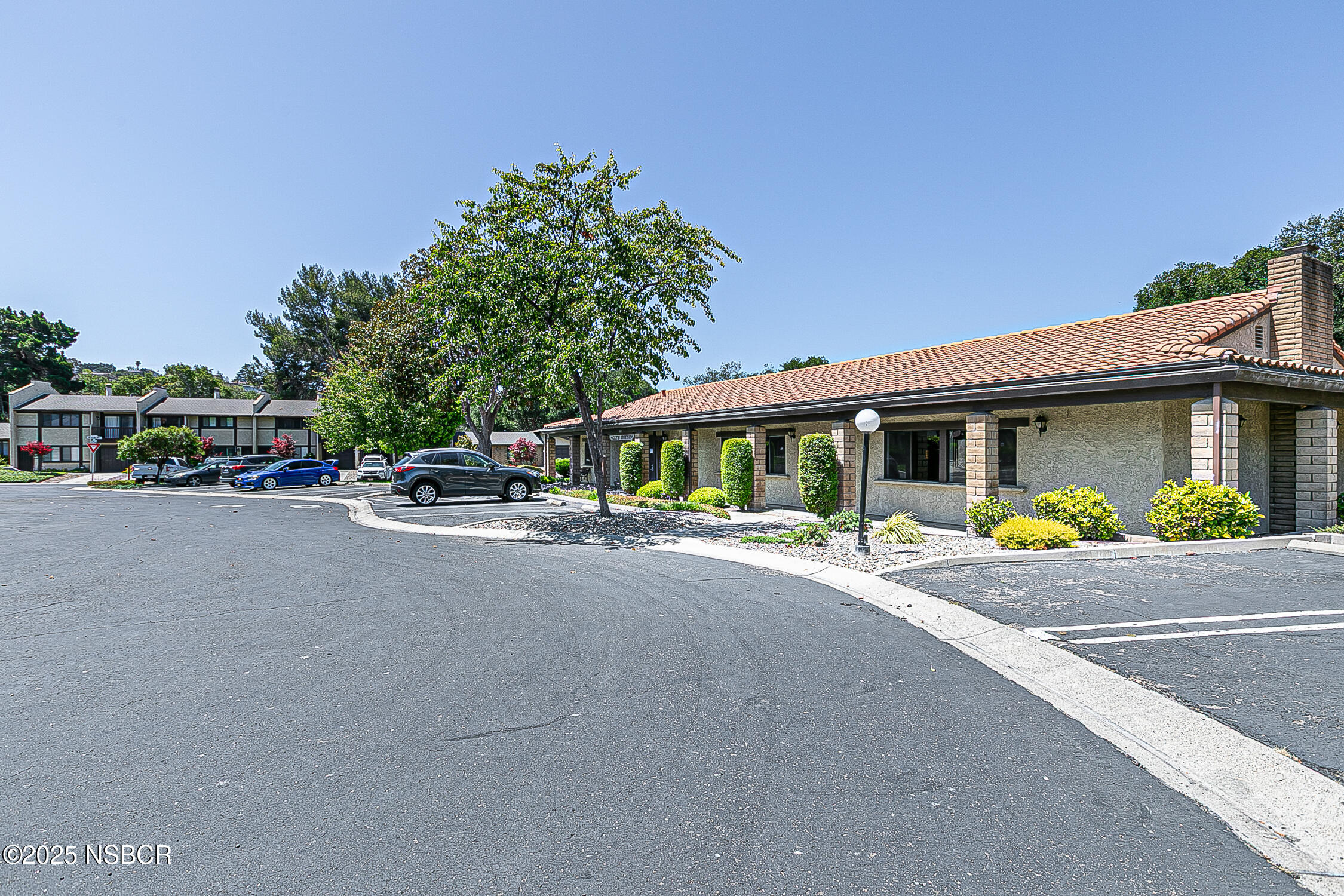 1057 Meadow Way Arroyo Grande, CA 93420 - Photo 34 of 43 1057MeadowWyAG_35