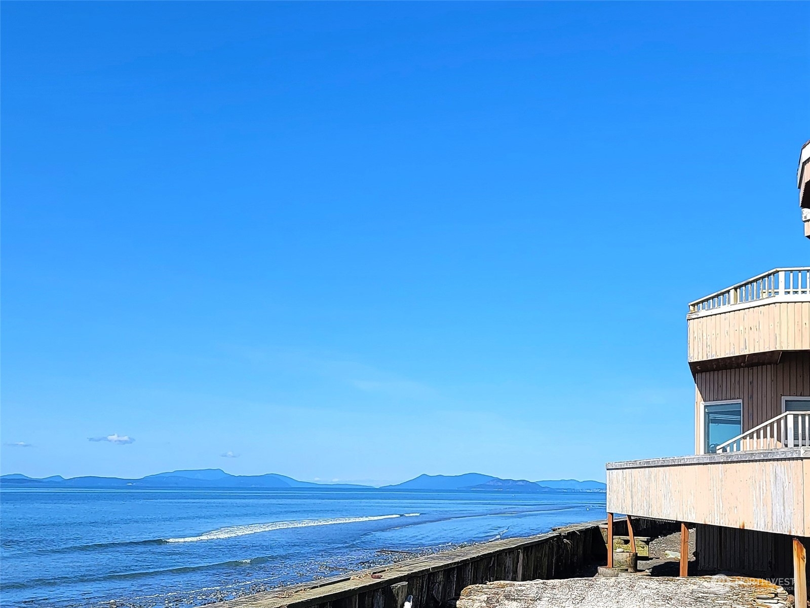 2519 West Beach Road Oak Harbor, WA 98277 - Photo 2 of 6 Gallery Image 2