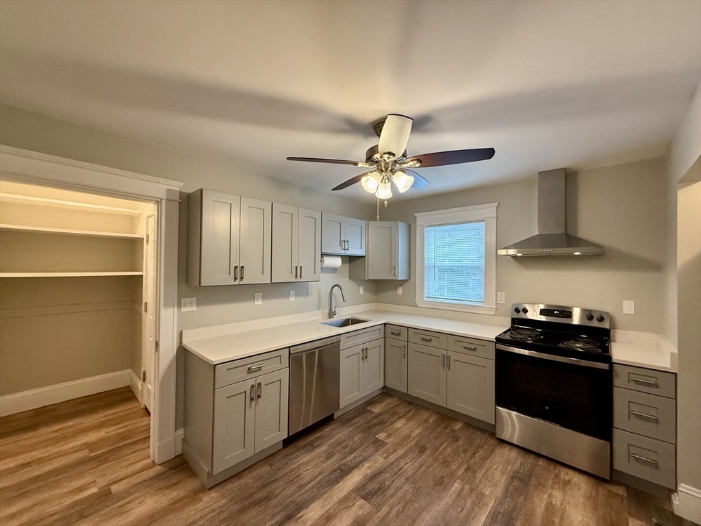 7 Flint Road, Unit 1 Watertown, MA 02472 - Photo 5 of 20 Gallery Image 5