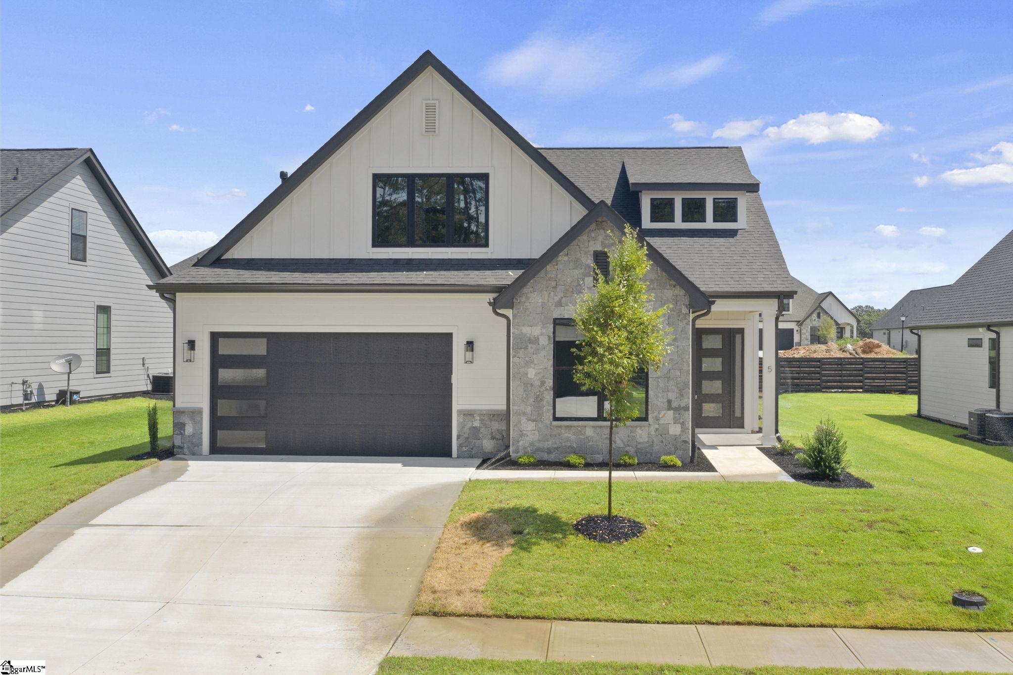 5 Winding Rock Road Simpsonville, SC 29680 - Photo 1 of 31 Gallery Image 1
