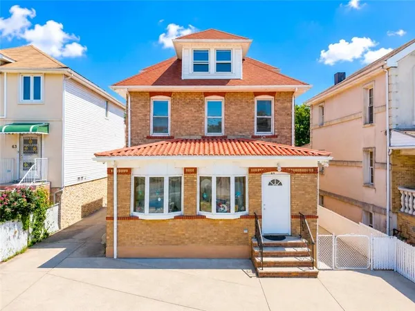 $998,000 | 69 Windom Avenue | South Beach