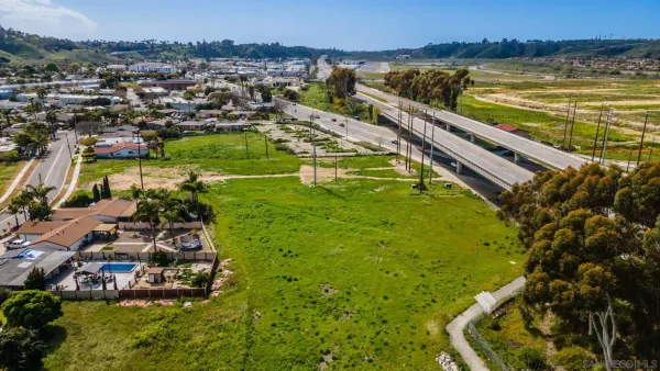 $2,675,000 | Hacienda Drive, Unit 1, Oceanside, CA 92058