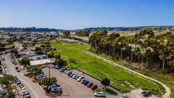 $2,675,000 | Hacienda Drive, Unit 1, Oceanside, CA 92058