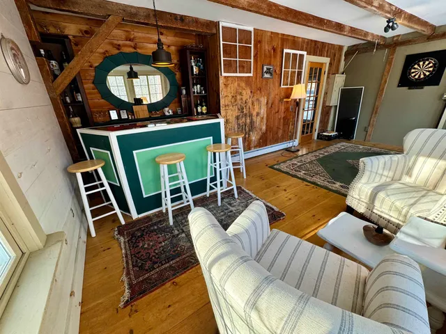 $655,000 | 68 Doe Lane, Newbury, VT 05051