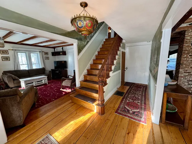 $655,000 | 68 Doe Lane, Newbury, VT 05051