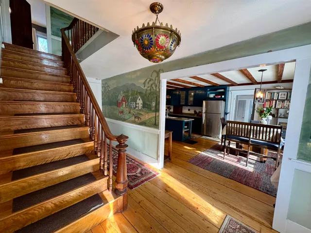 $655,000 | 68 Doe Lane, Newbury, VT 05051