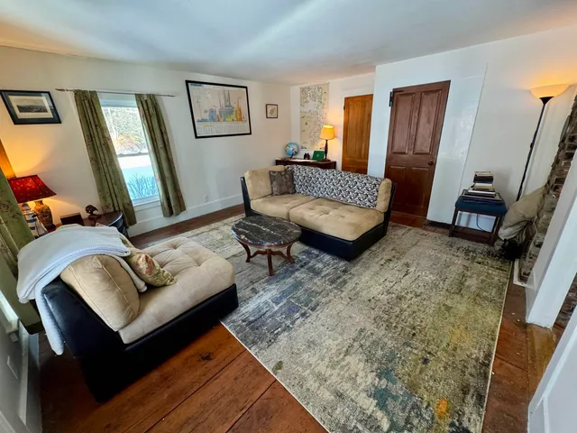 $655,000 | 68 Doe Lane, Newbury, VT 05051