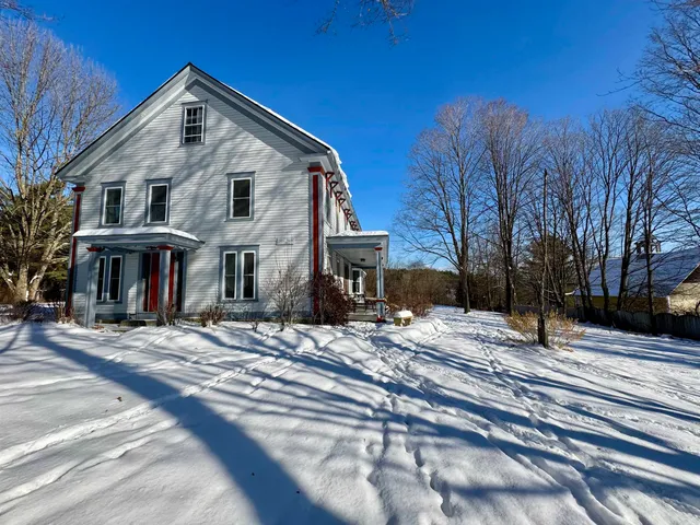 $655,000 | 68 Doe Lane, Newbury, VT 05051