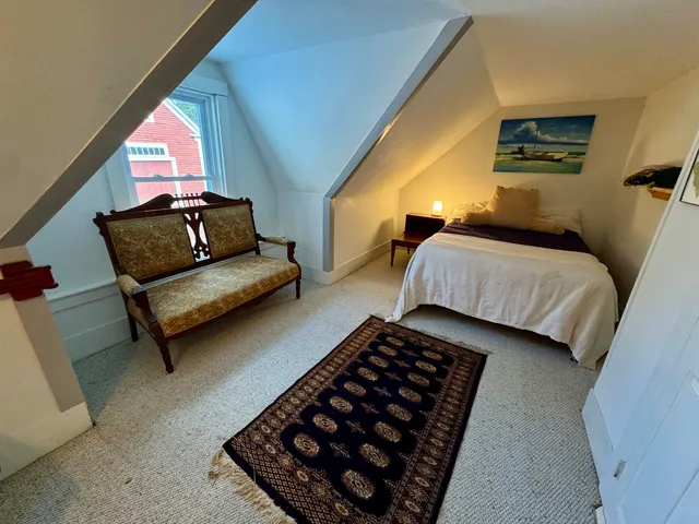 $655,000 | 68 Doe Lane, Newbury, VT 05051