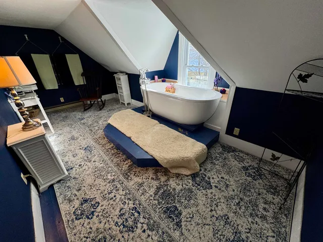 $655,000 | 68 Doe Lane, Newbury, VT 05051