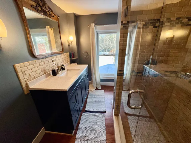 $655,000 | 68 Doe Lane, Newbury, VT 05051