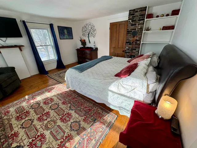 $655,000 | 68 Doe Lane, Newbury, VT 05051