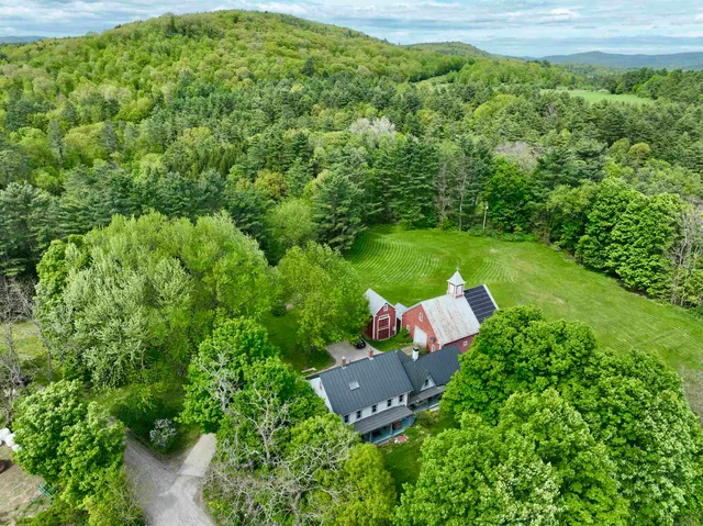 $655,000 | 68 Doe Lane, Newbury, VT 05051