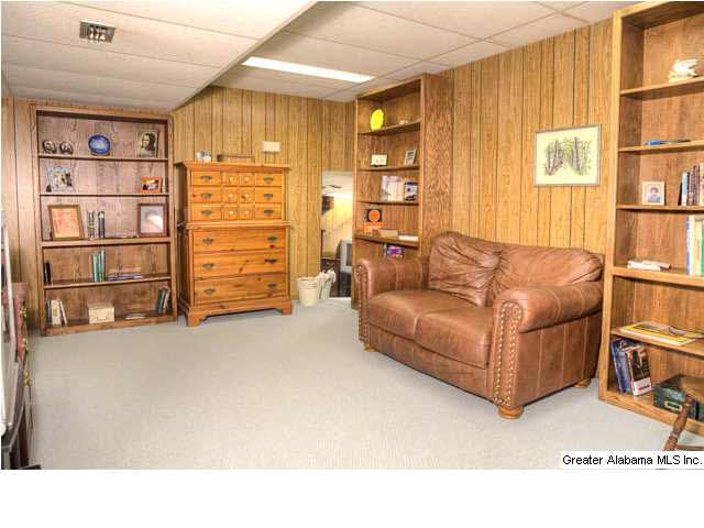 4016 Meadowview Circle Birmingham, AL 35243 - Photo 6 of 26