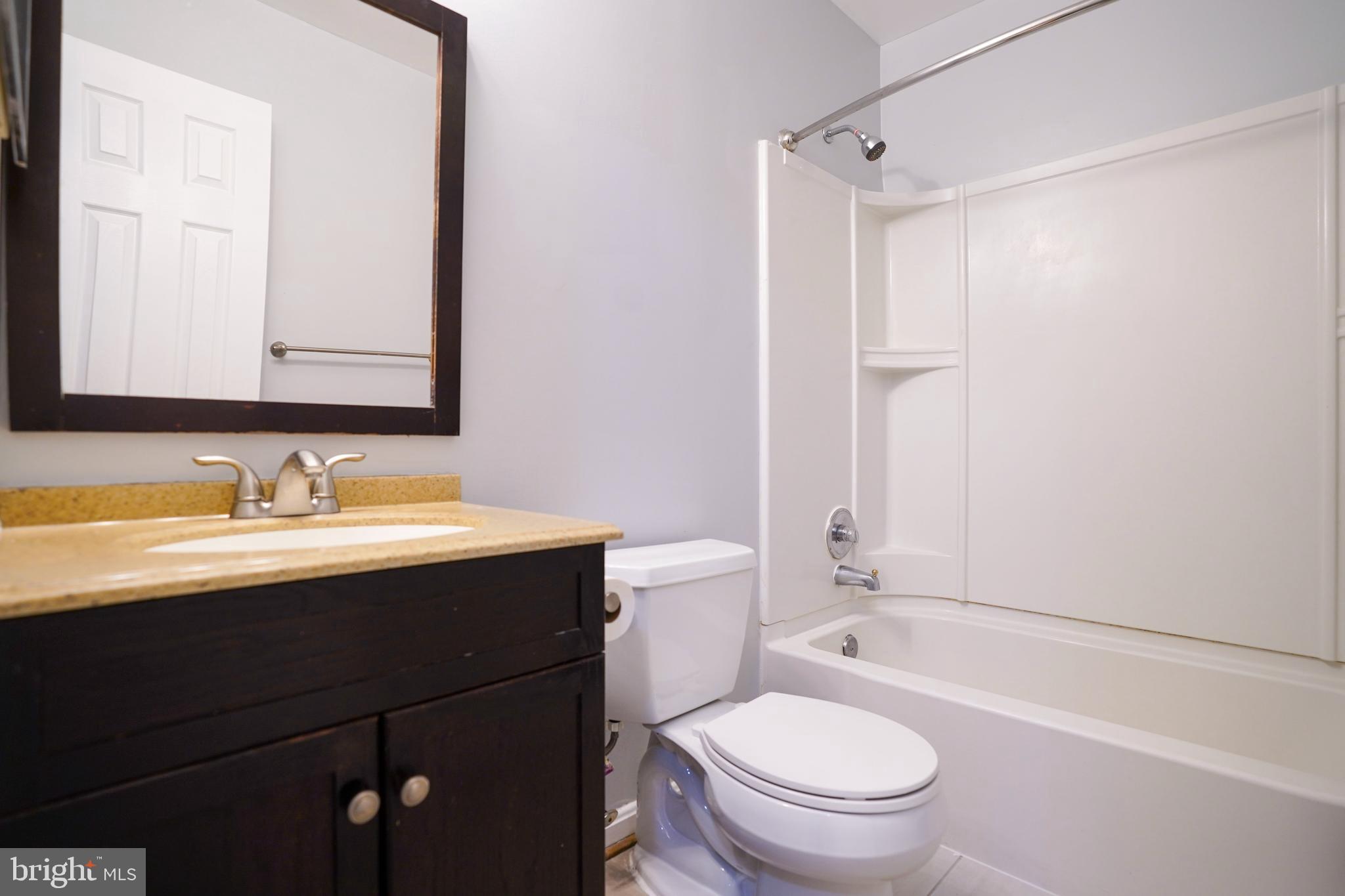 7327 Rokeby Drive Manassas, VA 20109 - Photo 14 of 27 Gallery Image 14