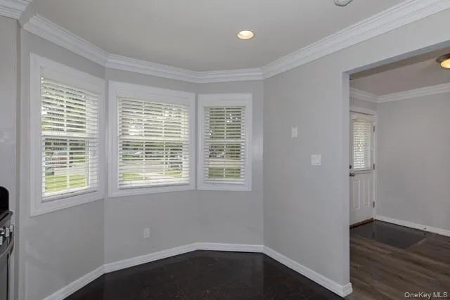 $2,360 | 215 Tudor Lane, Unit 215, Middle Island, NY 11953