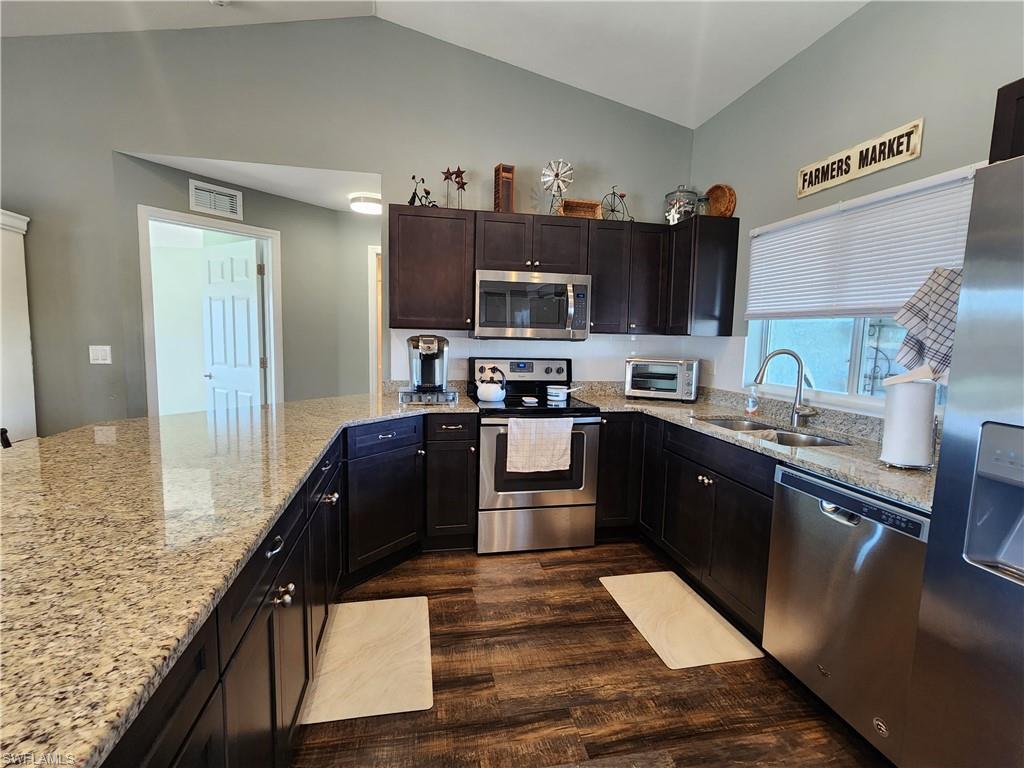 18453 Geranium Road Fort Myers, FL 33967 - Photo 6 of 21 Stainless appliances