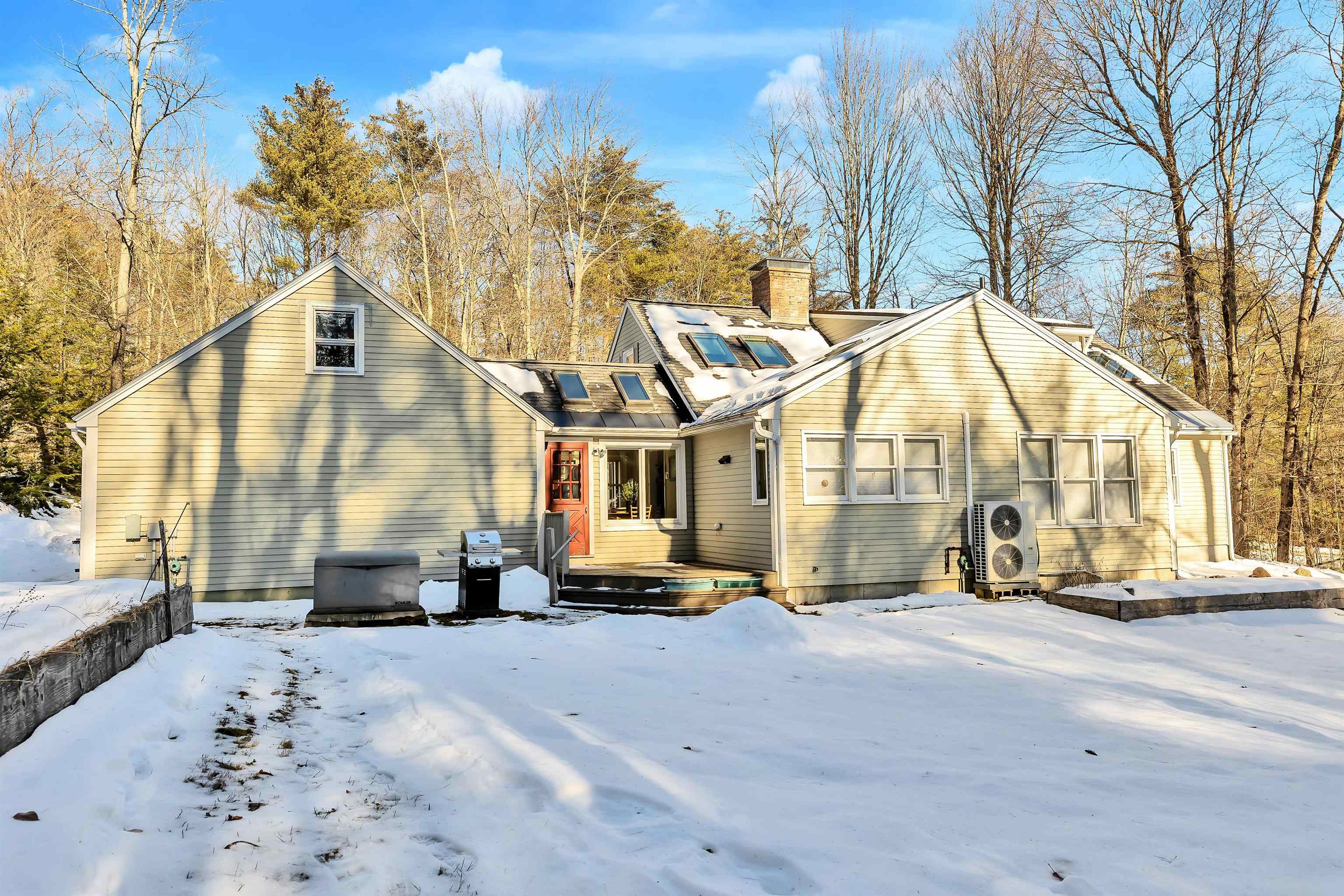 169 Hunter Farm Road Peterborough, NH 03458 - Photo 2 of 32