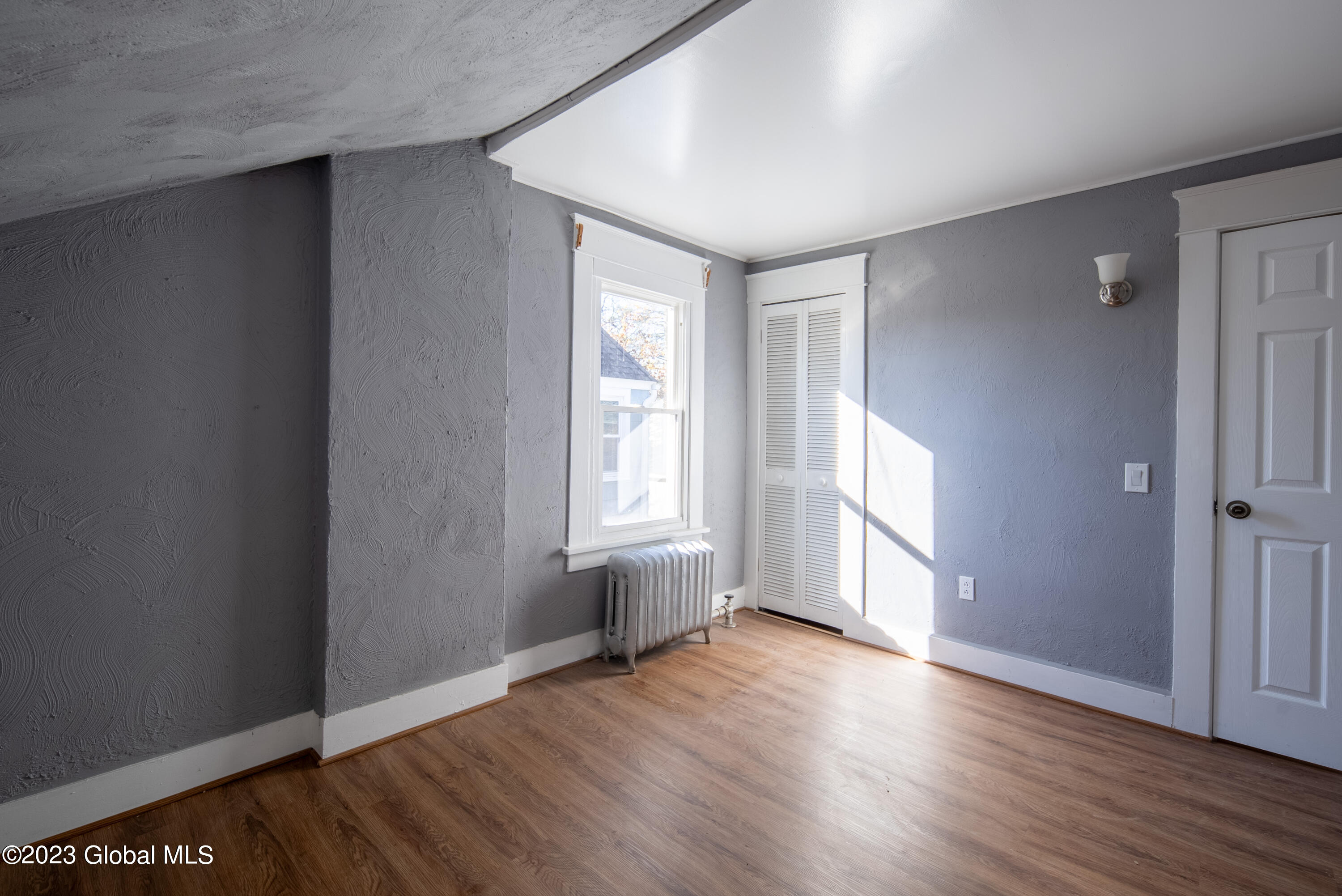 1027 Dean Street Schenectady, NY 12309 - Photo 22 of 40 022