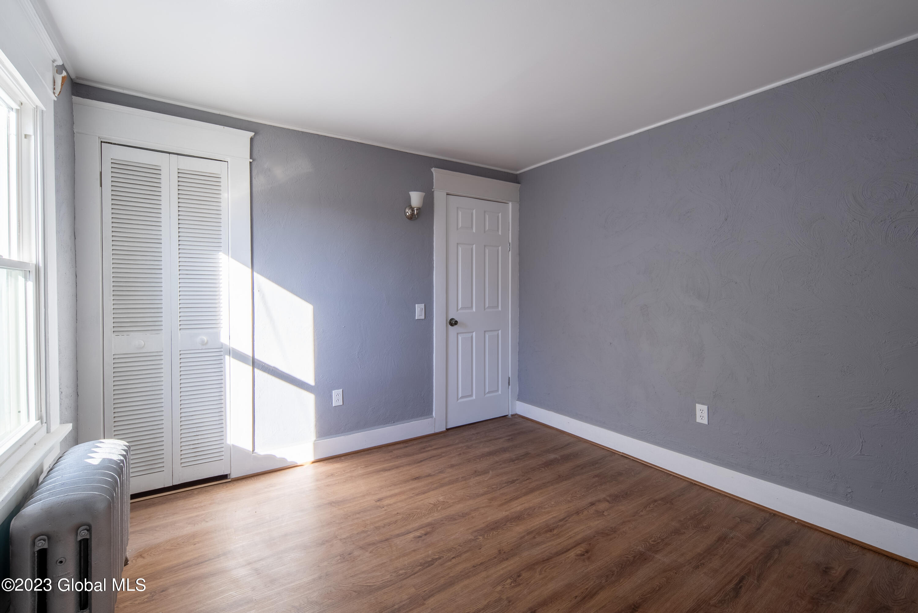 1027 Dean Street Schenectady, NY 12309 - Photo 23 of 40 023