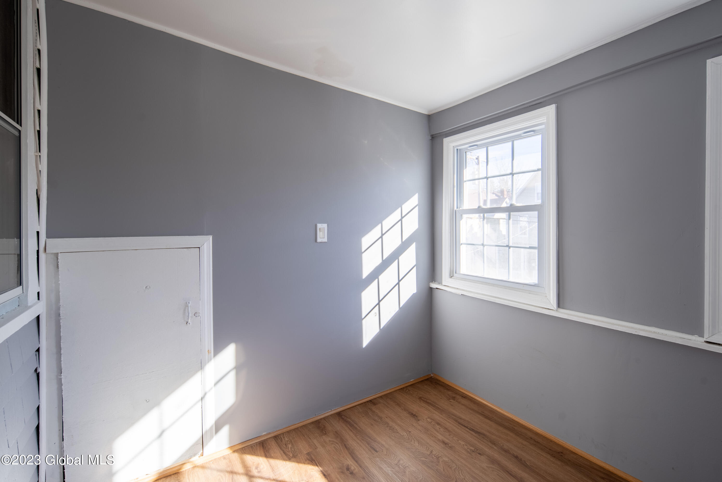 1027 Dean Street Schenectady, NY 12309 - Photo 24 of 40 024