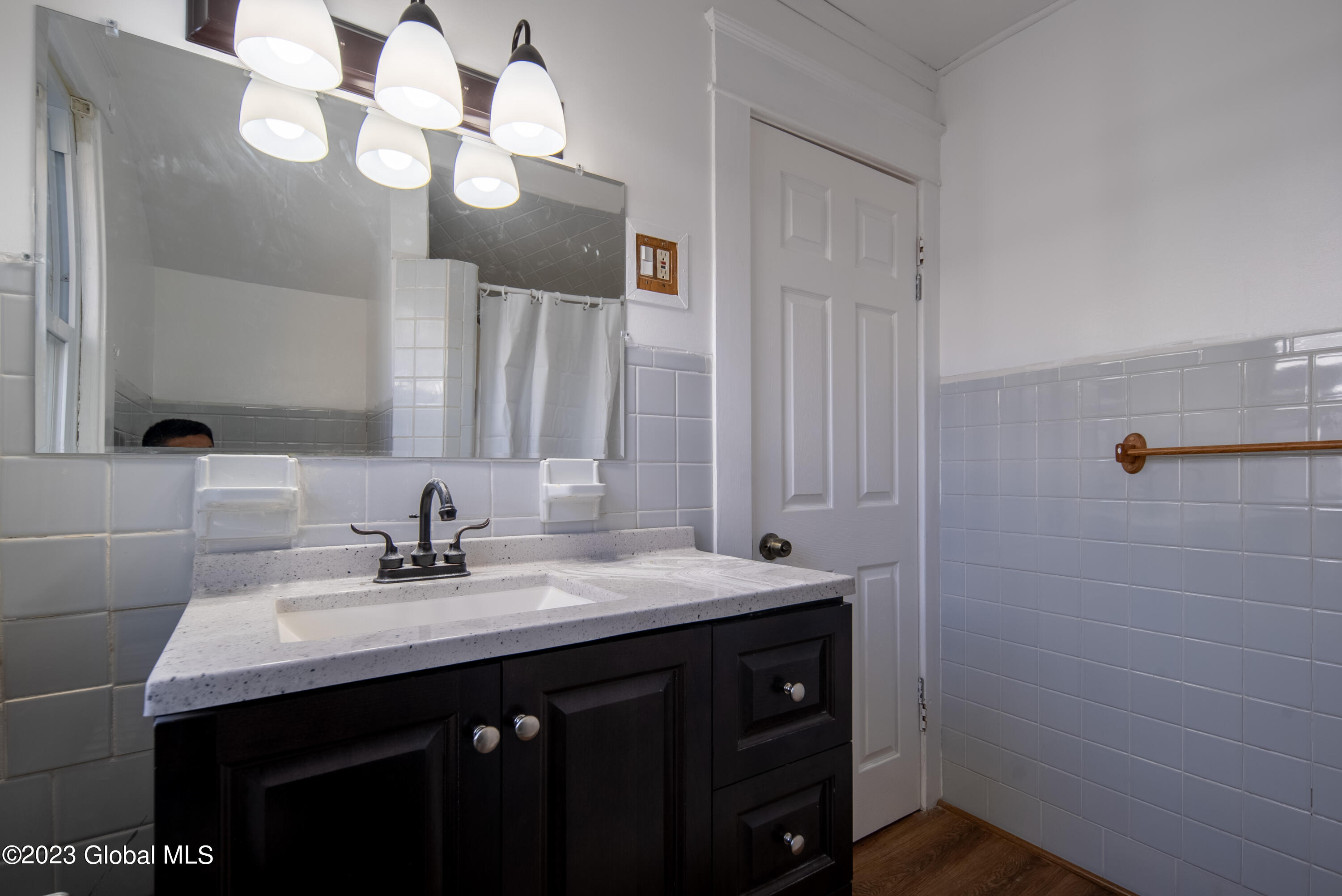 1027 Dean Street Schenectady, NY 12309 - Photo 30 of 40 030