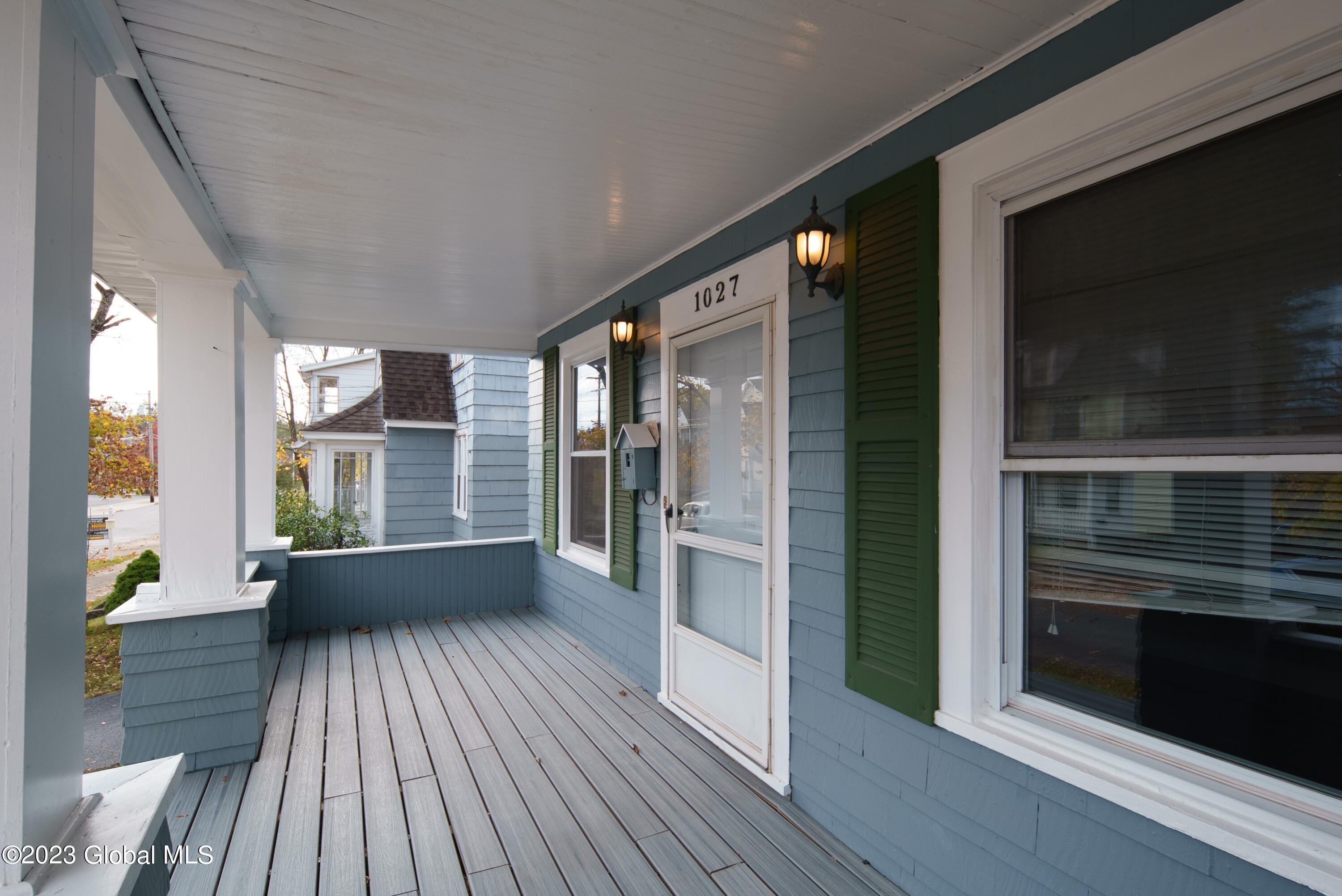 1027 Dean Street Schenectady, NY 12309 - Photo 34 of 40 034