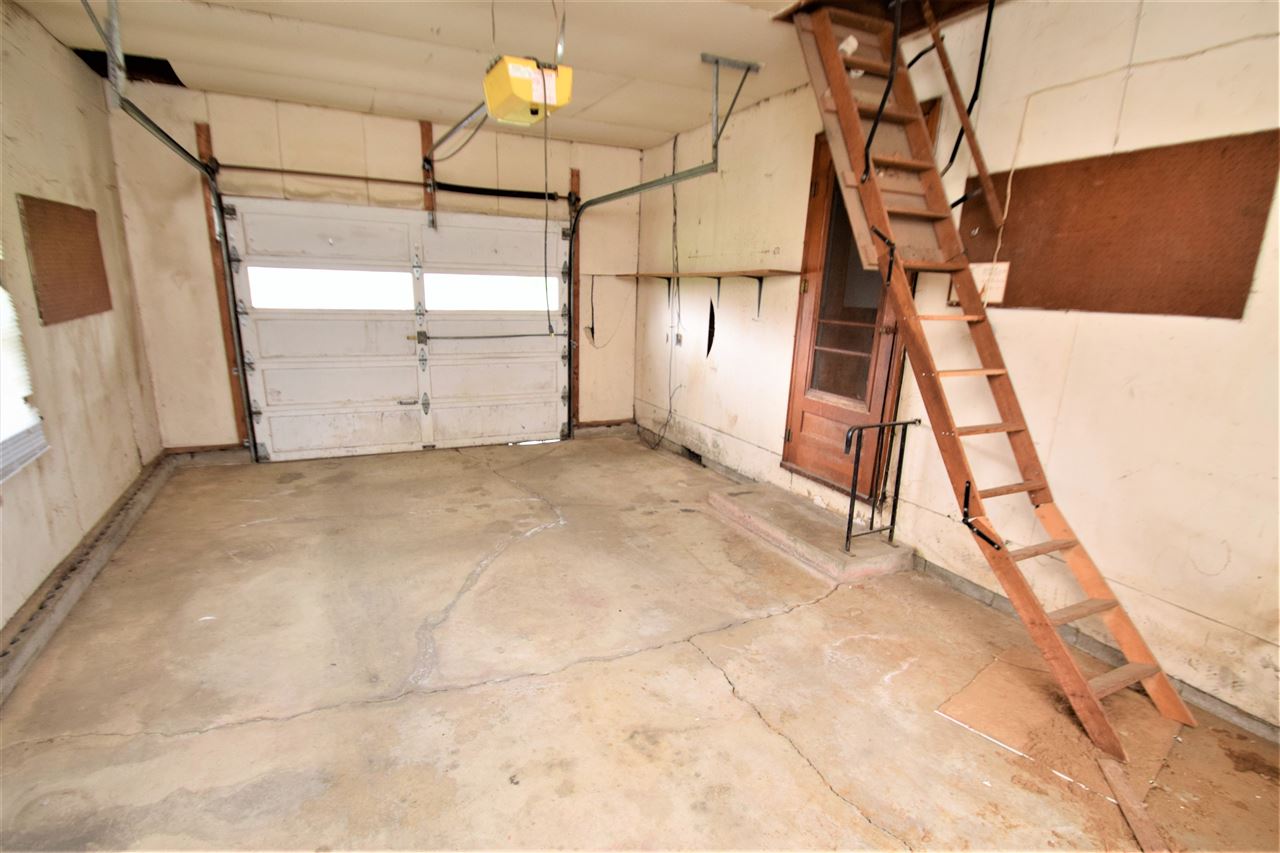 1712 North Riley Road Muncie, IN 47304 - Photo 5 of 10 Gallery Image 5