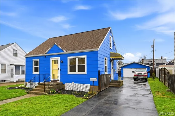 $199,900 | 9 Clarence Harder Drive, Tonawanda, NY 14150