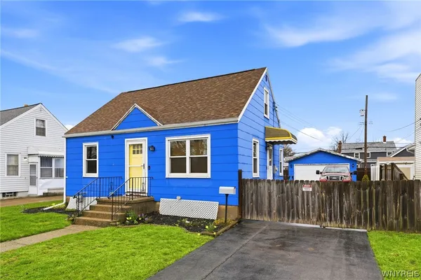 $199,900 | 9 Clarence Harder Drive, Tonawanda, NY 14150