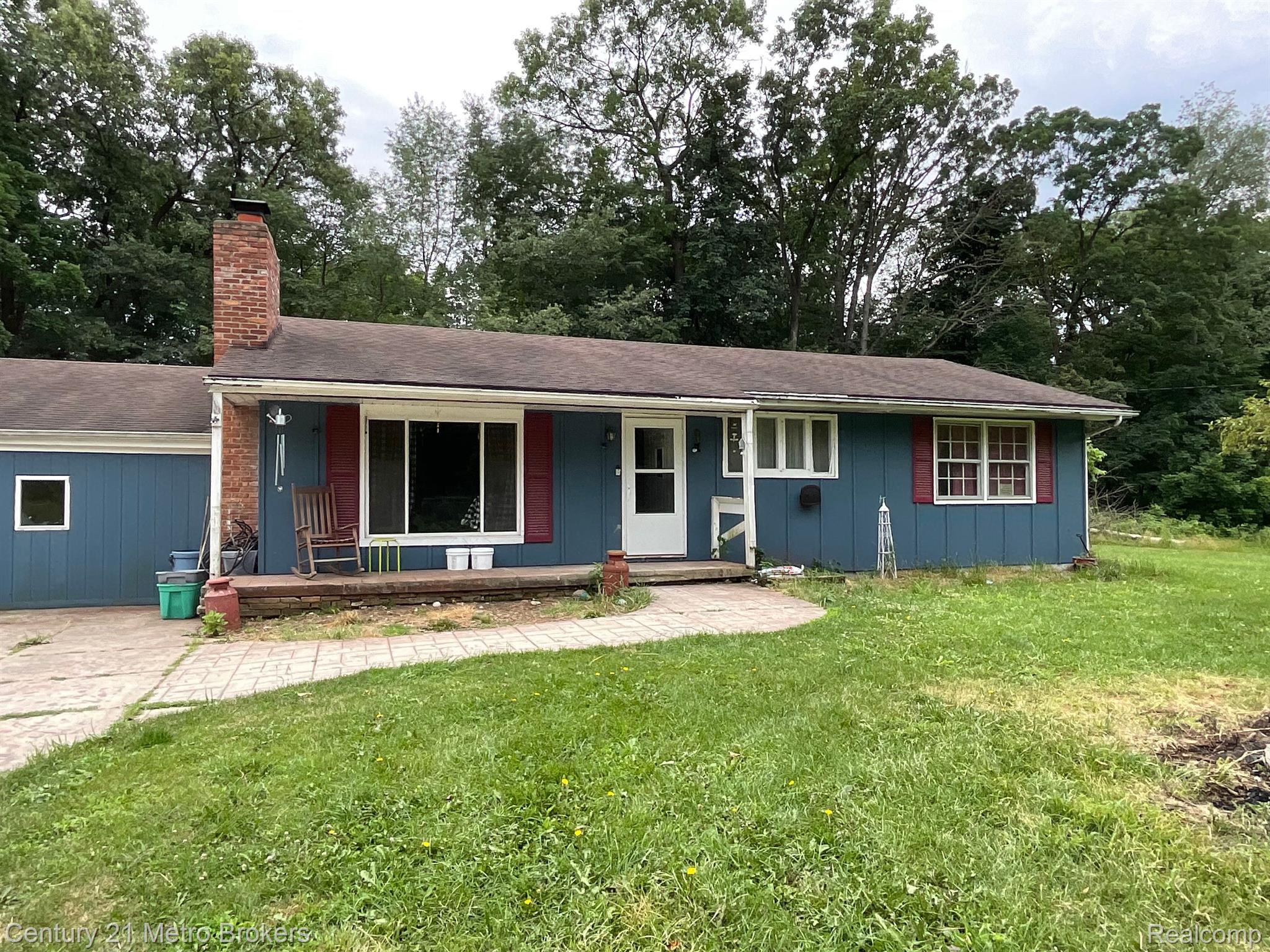 1496 North Hacker Road Howell, MI 48843 - Photo 1 of 25 Gallery Image 1