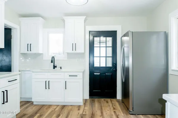 $235,000 | 142 Saratoga Avenue, Mechanicville, NY 12118