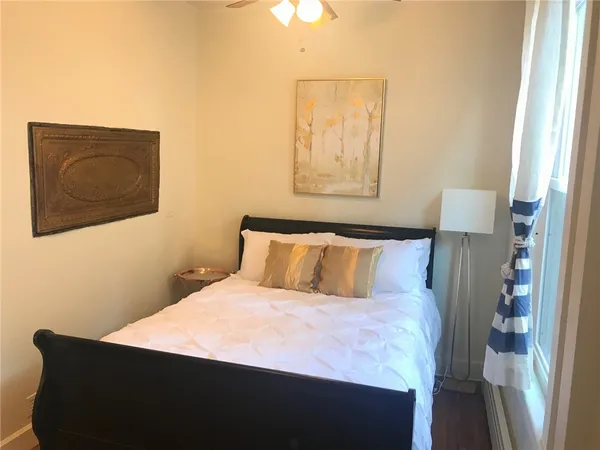 $2,400 | 46 Lee Avenue, Unit 1, Newport, RI 02840
