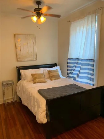 $2,400 | 46 Lee Avenue, Unit 1, Newport, RI 02840