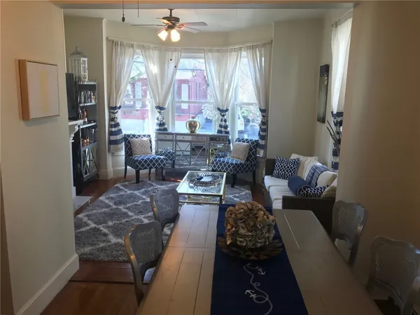 $2,400 | 46 Lee Avenue, Unit 1, Newport, RI 02840