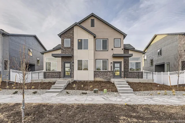 $459,990 | 1232 South Algonquian Street, Aurora, CO 80018