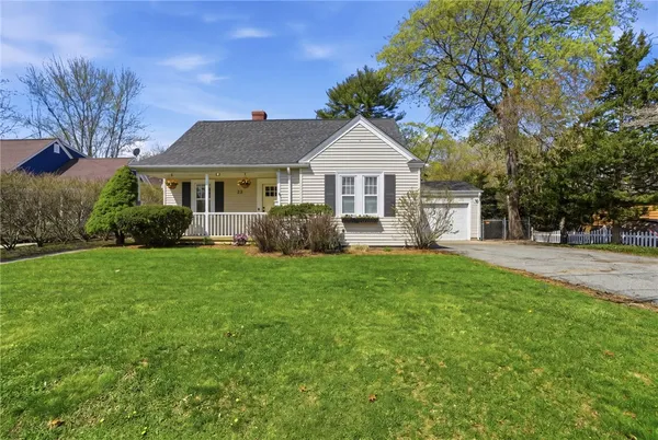 $650,000 | 23 Richmond Avenue, Barrington, RI 02806